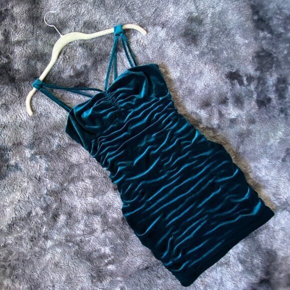 Aidan Mattox Dresses & Skirts - Aidan Mattox Ruched Mini Dress